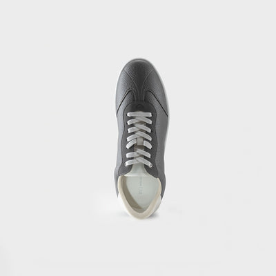 Wren Sneaker