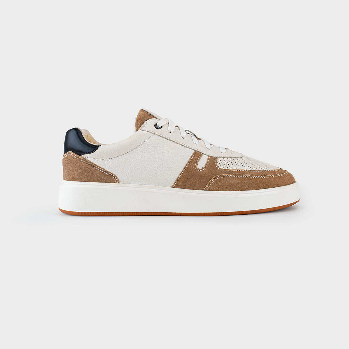 best sneaker for men online in Pakistan