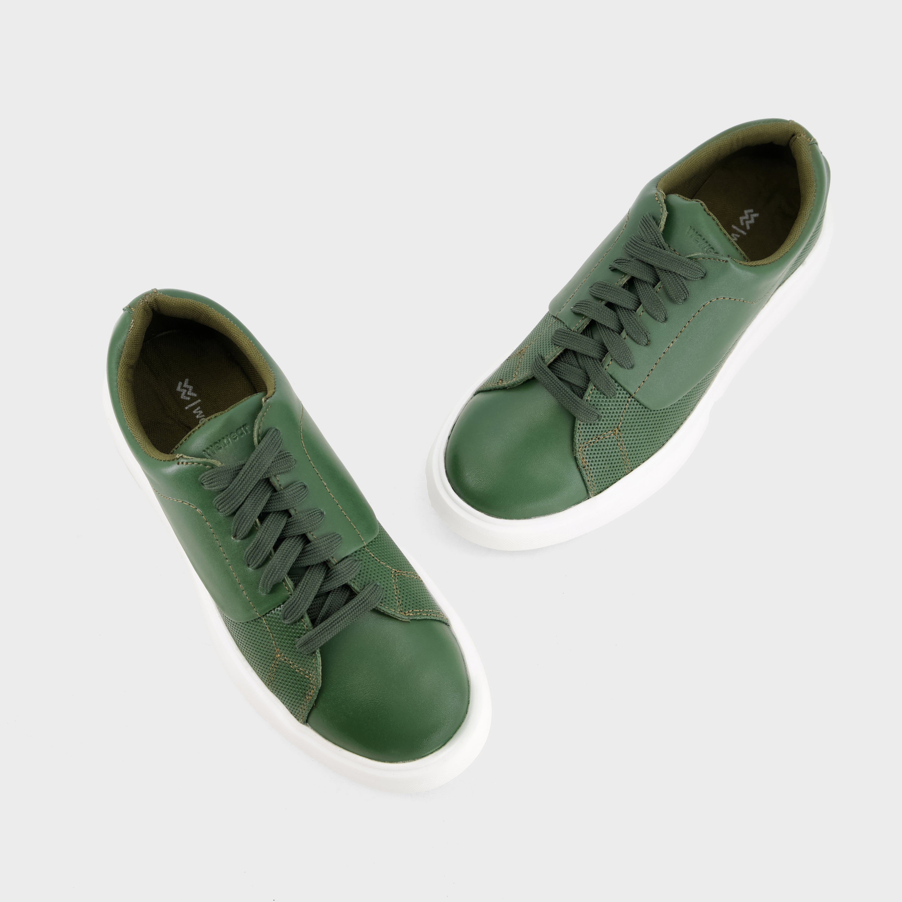buy online best casual sneakers for men in Pakistan