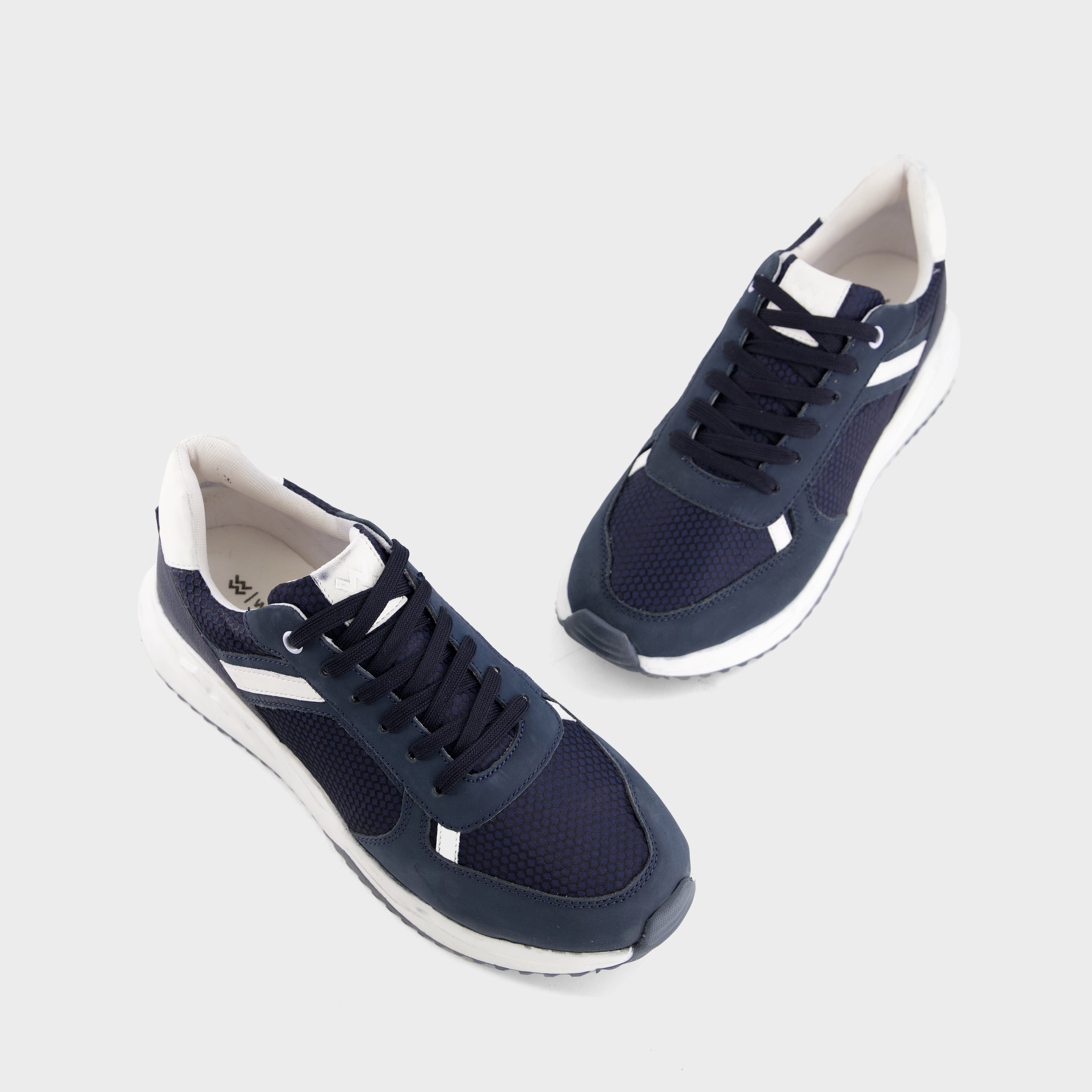 buy online running sneakers for men in Pakistan