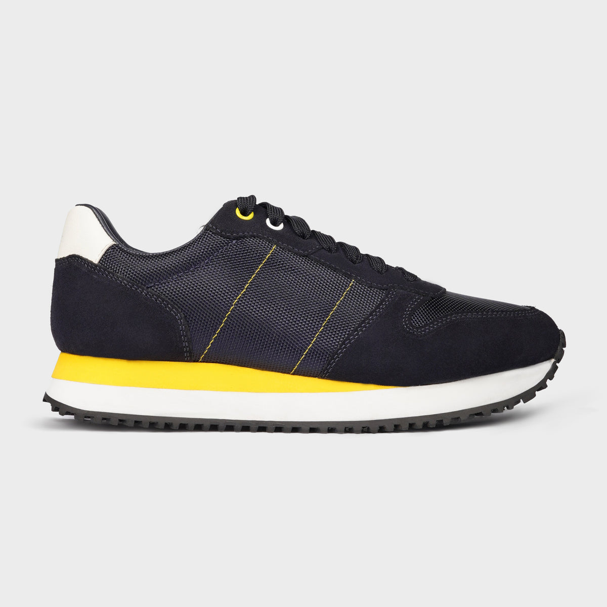 buy online comfortable casual sneakers for men in Pakistan