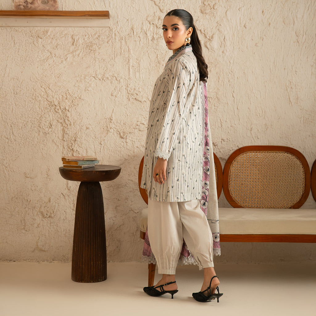 Lavender Hint 3PC Unstitched Suit