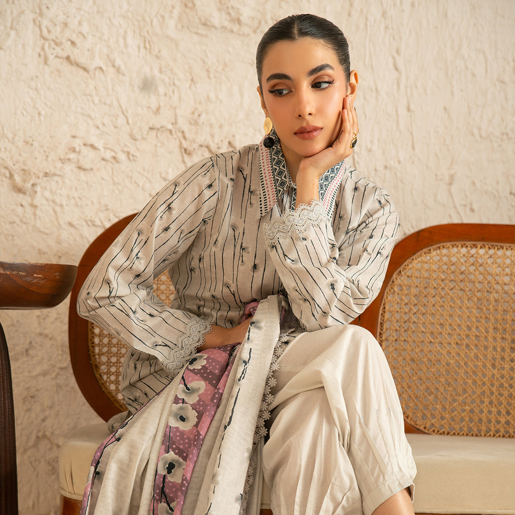 Lavender Hint 3PC Unstitched Suit