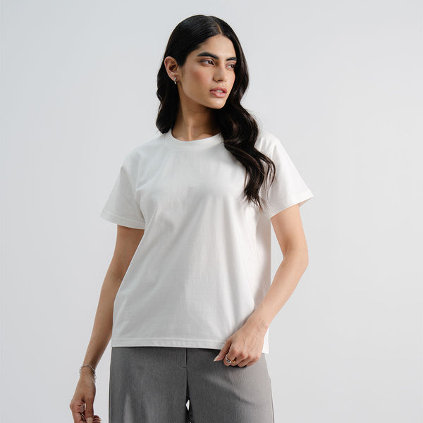 Buy best t-shirt for women online in pakistan