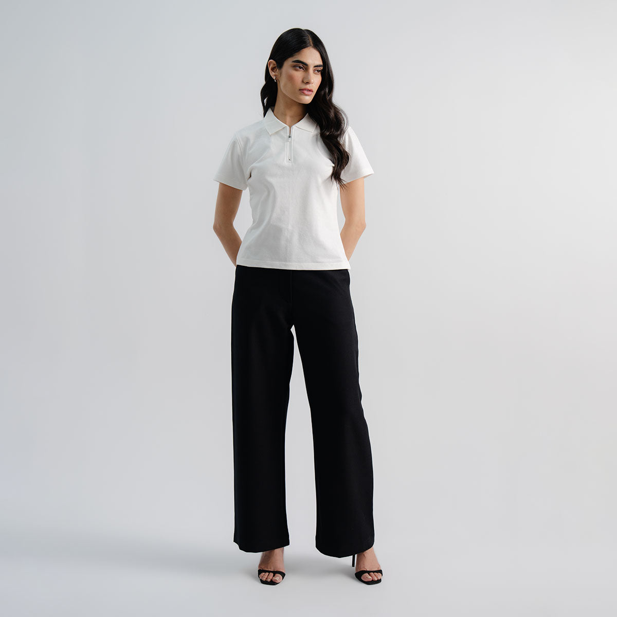 slim fit t-shirts online in pakistan