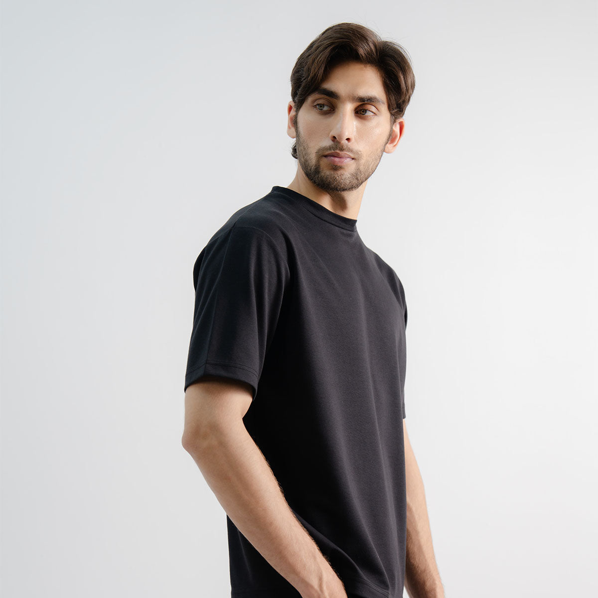 basic tees for men online